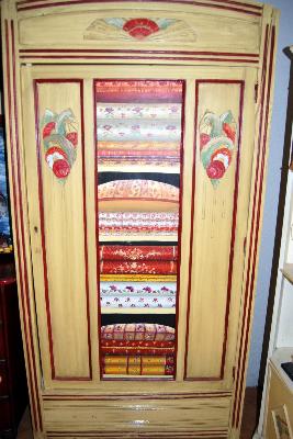 relooking armoire,,armoire décorées sur commande, armoires recyclées, armoires relookées ,decor sur meuble, peinture décorative mobilier